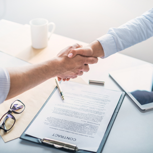 Gratis Contractenpakket Bij Oprichten Van Je BV Bij FIRM24